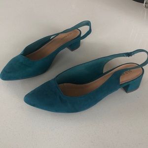 Old navy suede sling back heels 8
